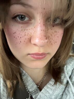 Meet your Posher, Carly